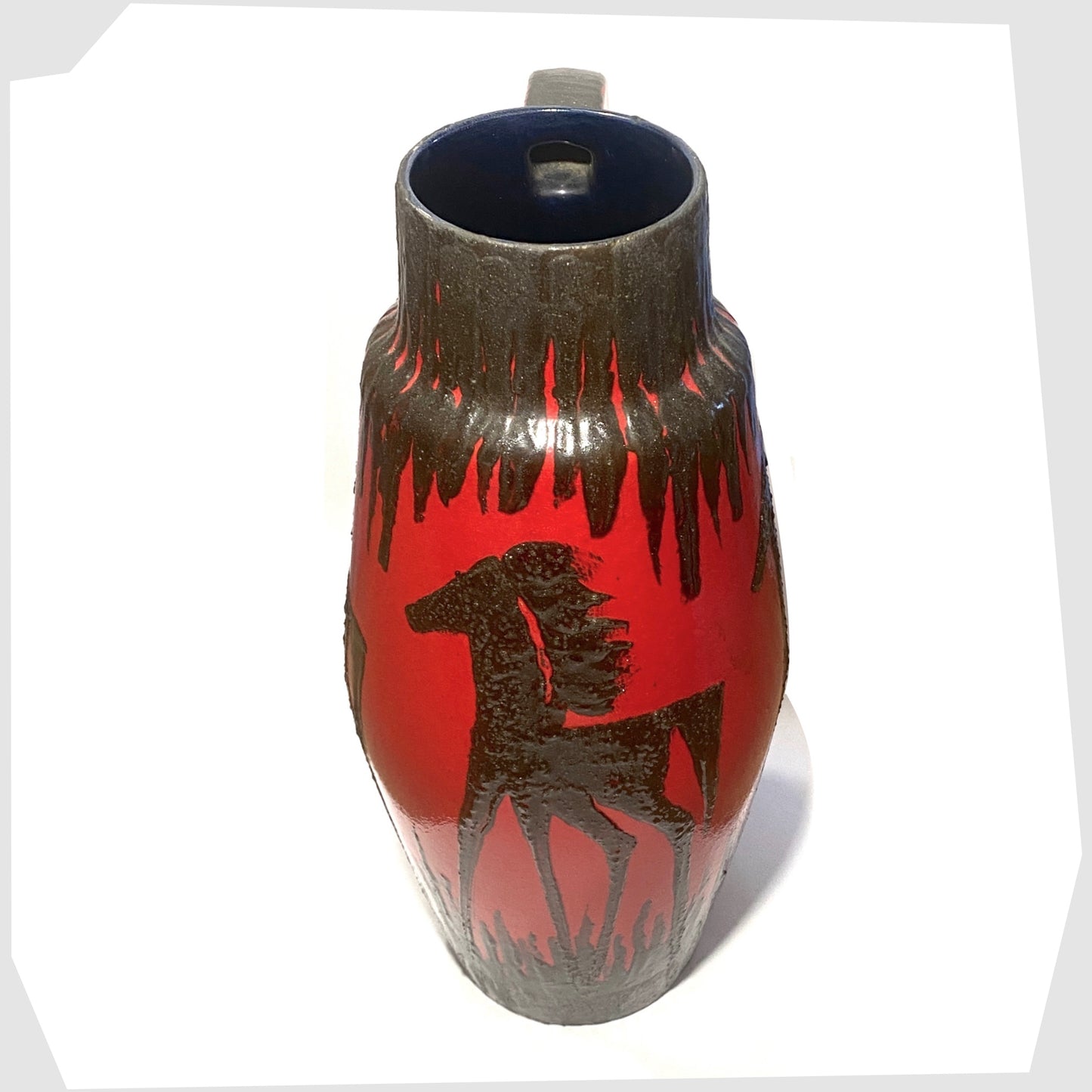 top rim of the XL scheurich keramik 270-53 floor vase finished in a red glaze with black fat lava horse decoration