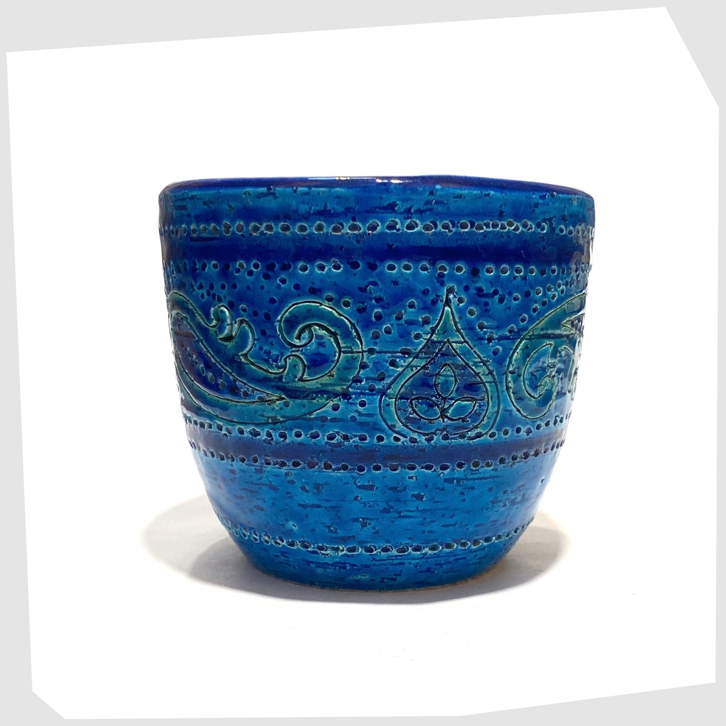 Vintage Bitossi Liberty Planter in rimini blue glaze with flowing paisley pattern shown on a white background