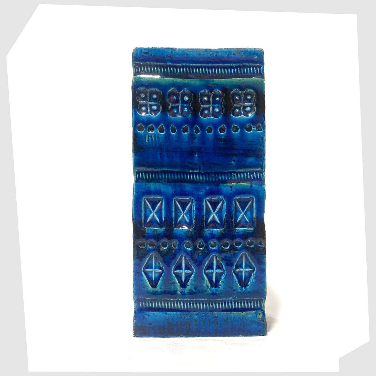 Mid-Century Modern Italian Bitossi Rimini Blu Brick Vase, designed by Aldo Londi, shown on a white background
