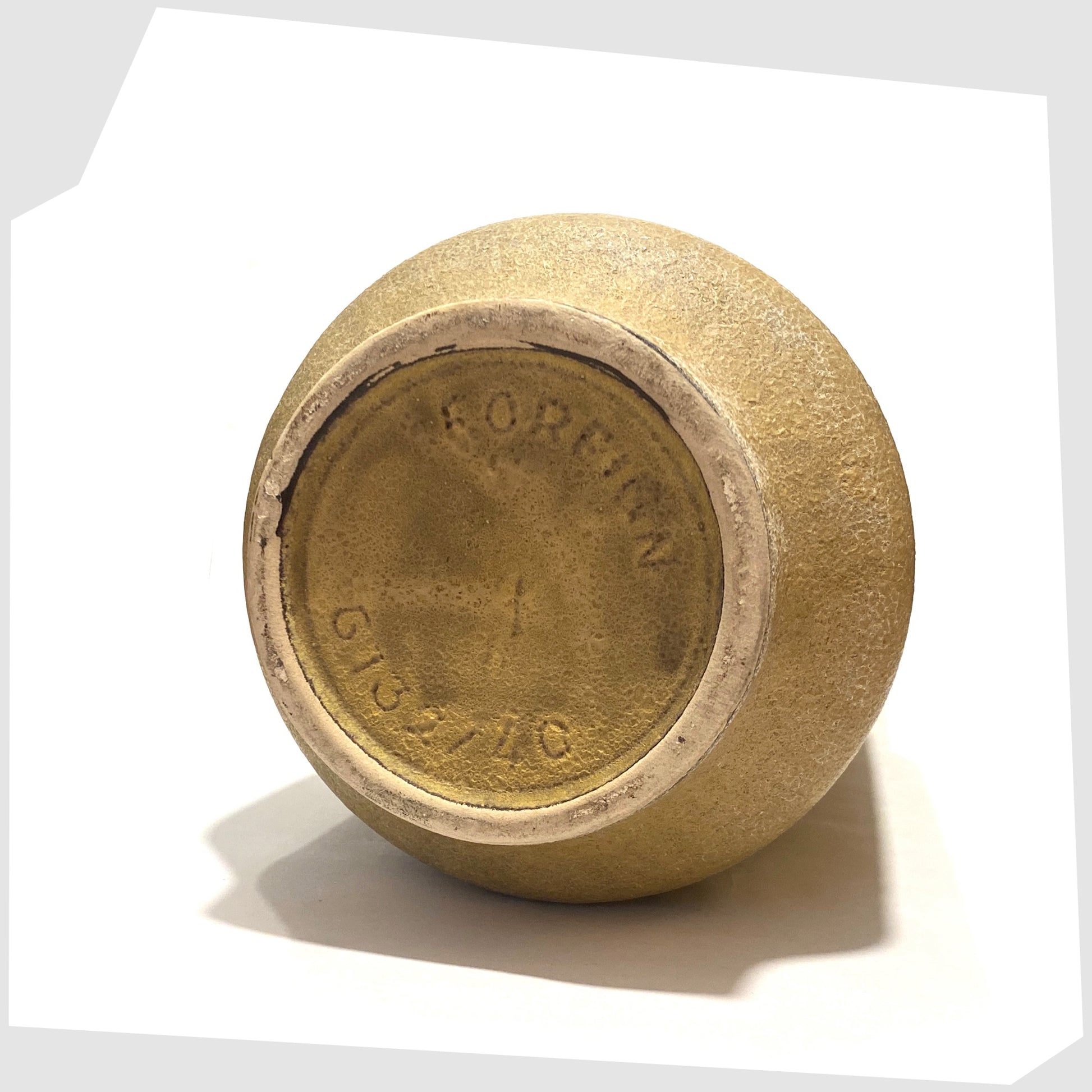 Base markings on the Ceramano 6132/40 Floor Vase designed by Hans Welling featuring a wrap around design of Roman soldiers on a textured beige glaze, shown on a white background