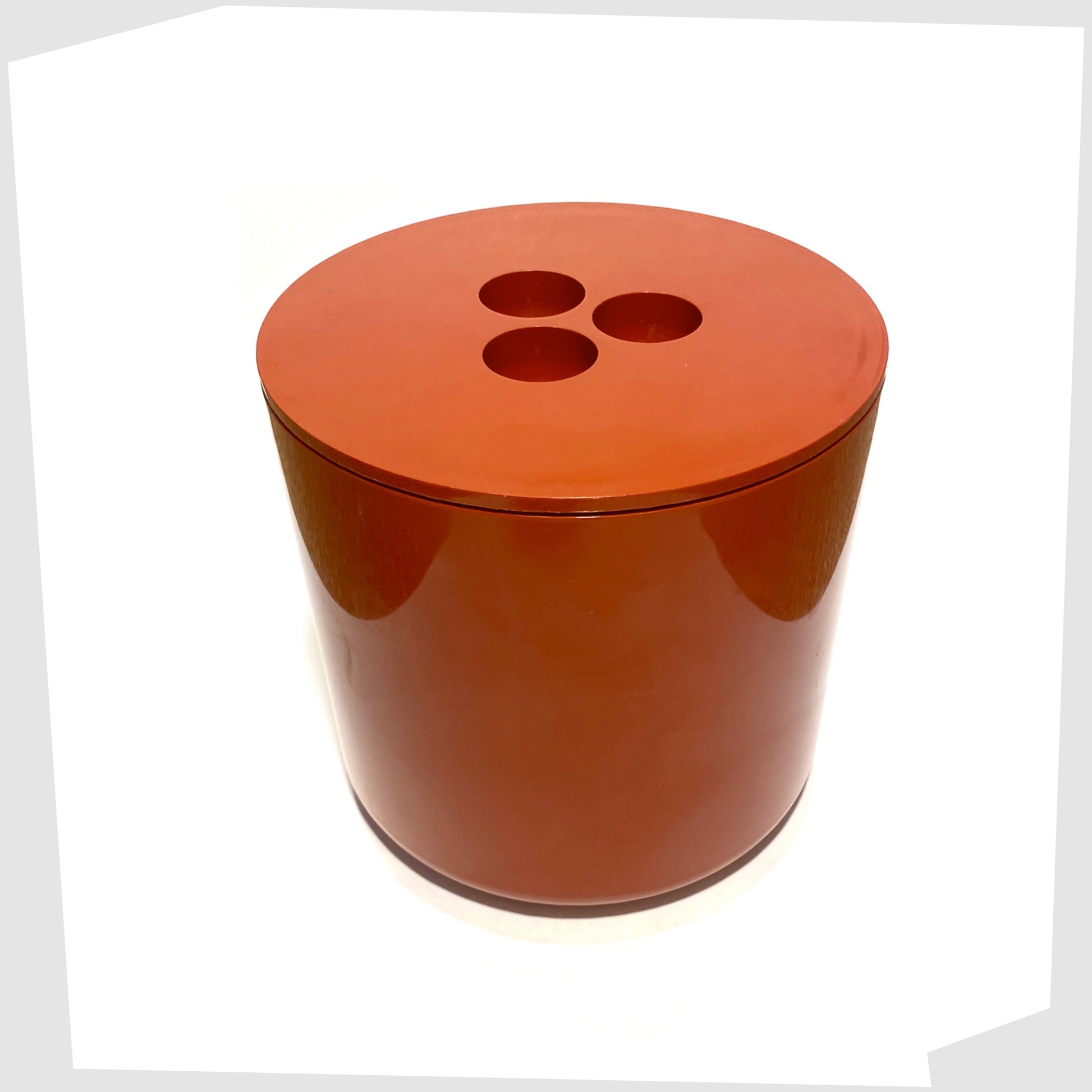 red crayonne input ice bucket designed by terrnace conran and made of ABS plastic