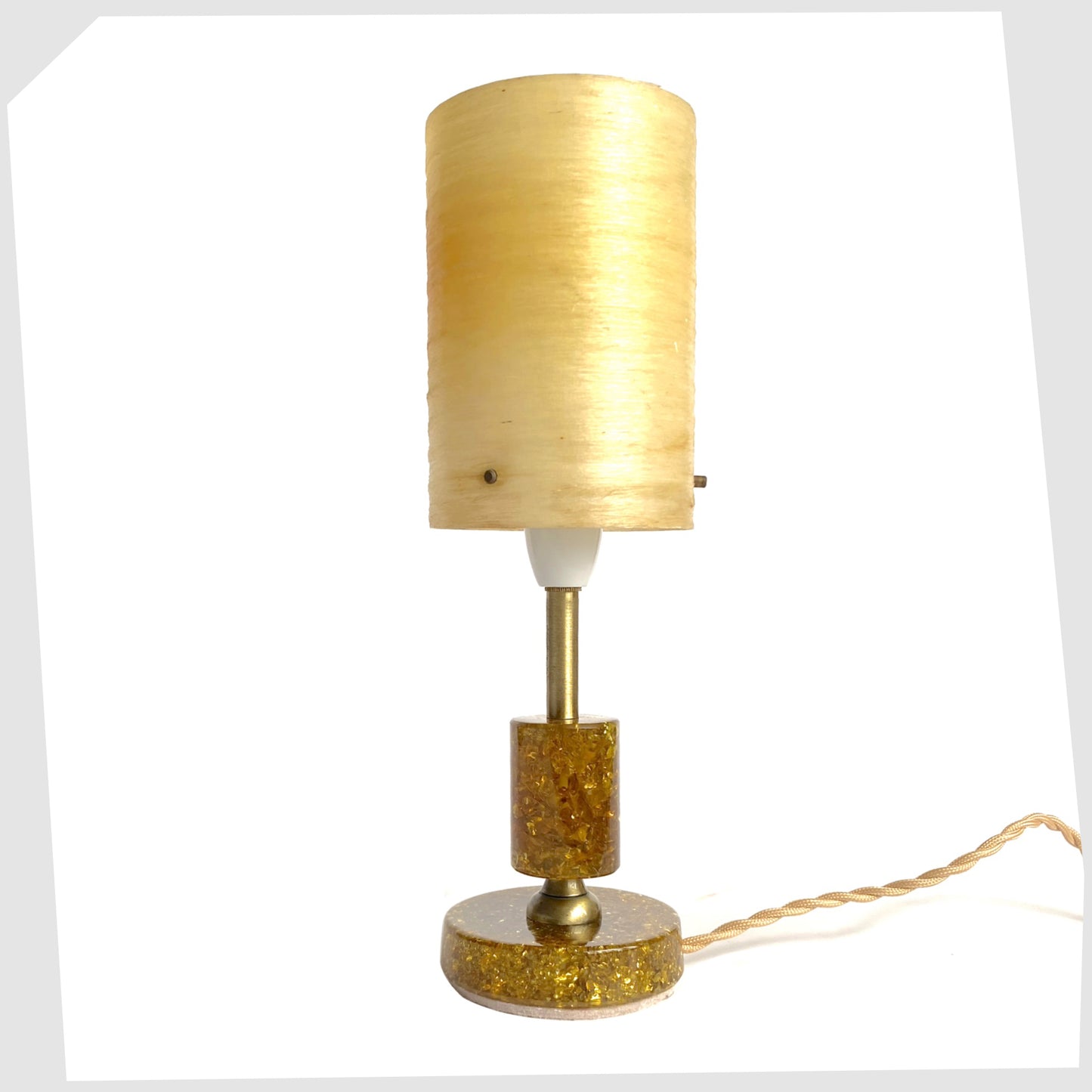 vintage-shattaline-table-lamp-in-golden-resin-with-original-spun-fibreglass-lampshade