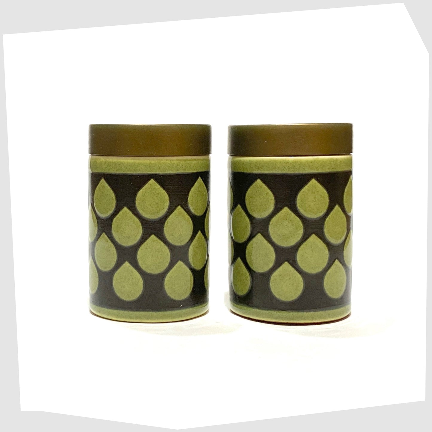 vintage Hornsea Pottery Raindrop Cruet set, in green glaze with black raindrop design, finished with gold lids