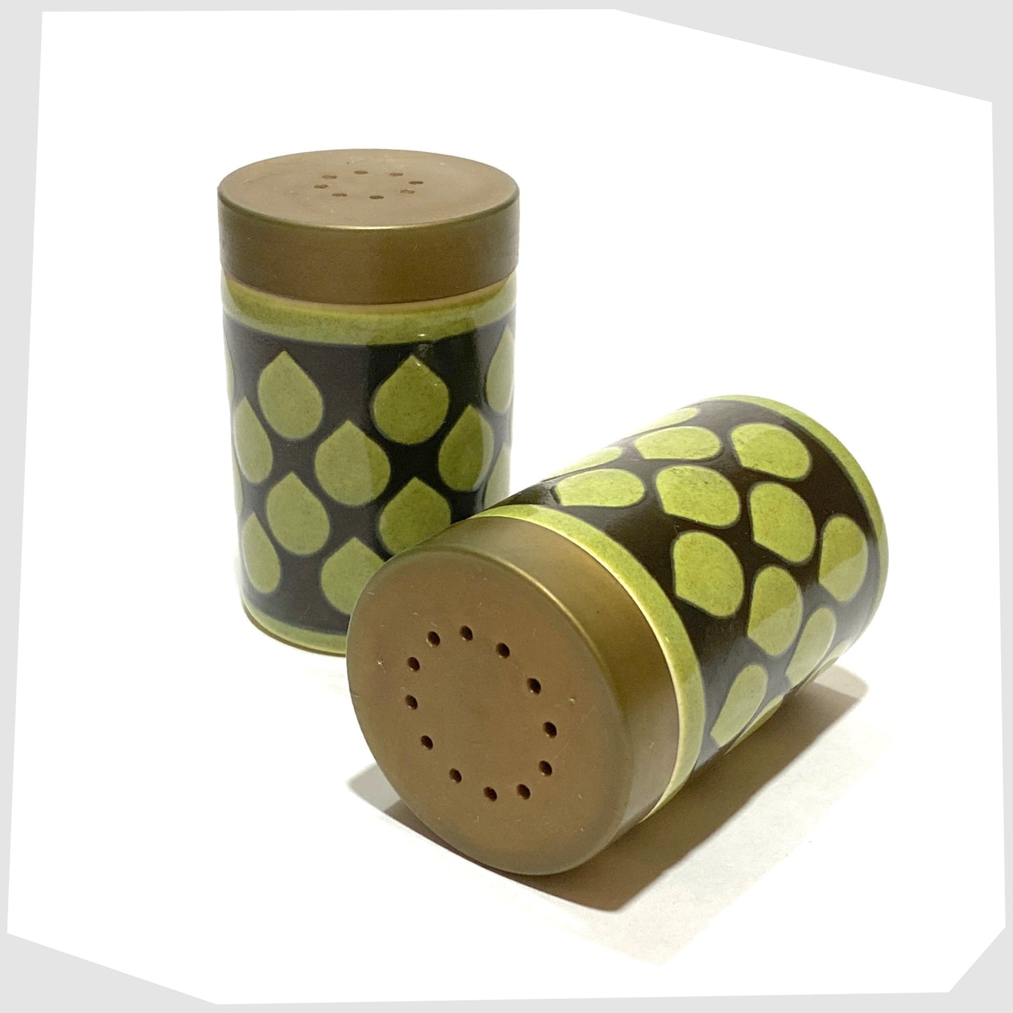 vintage Hornsea Pottery Raindrop Cruet set, in green glaze with black raindrop design, finished with gold lids
