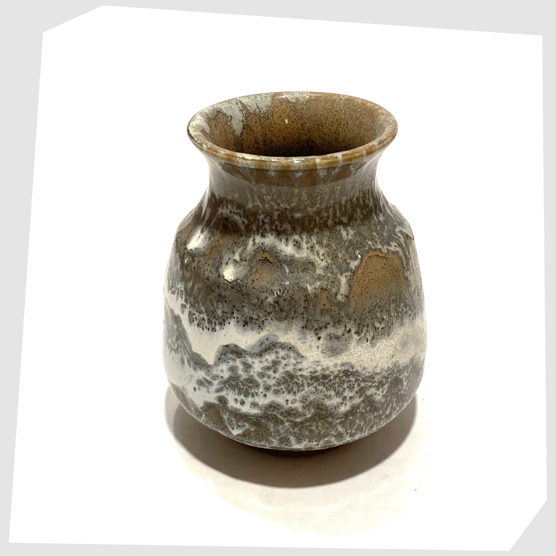 top rim of the Lancastrian Pottery Vase in a grey and white drip glaze