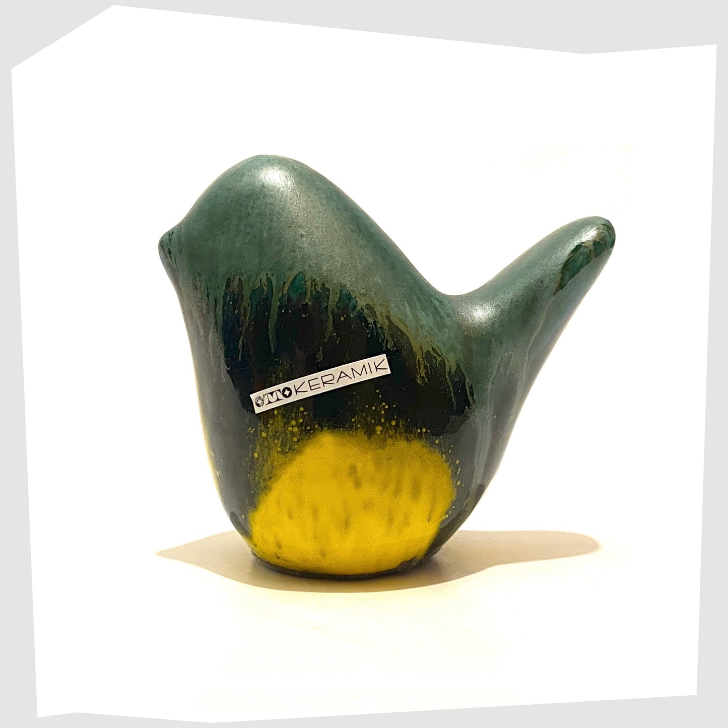 otto-keramik-bird-in-green-over-yellow-glaze