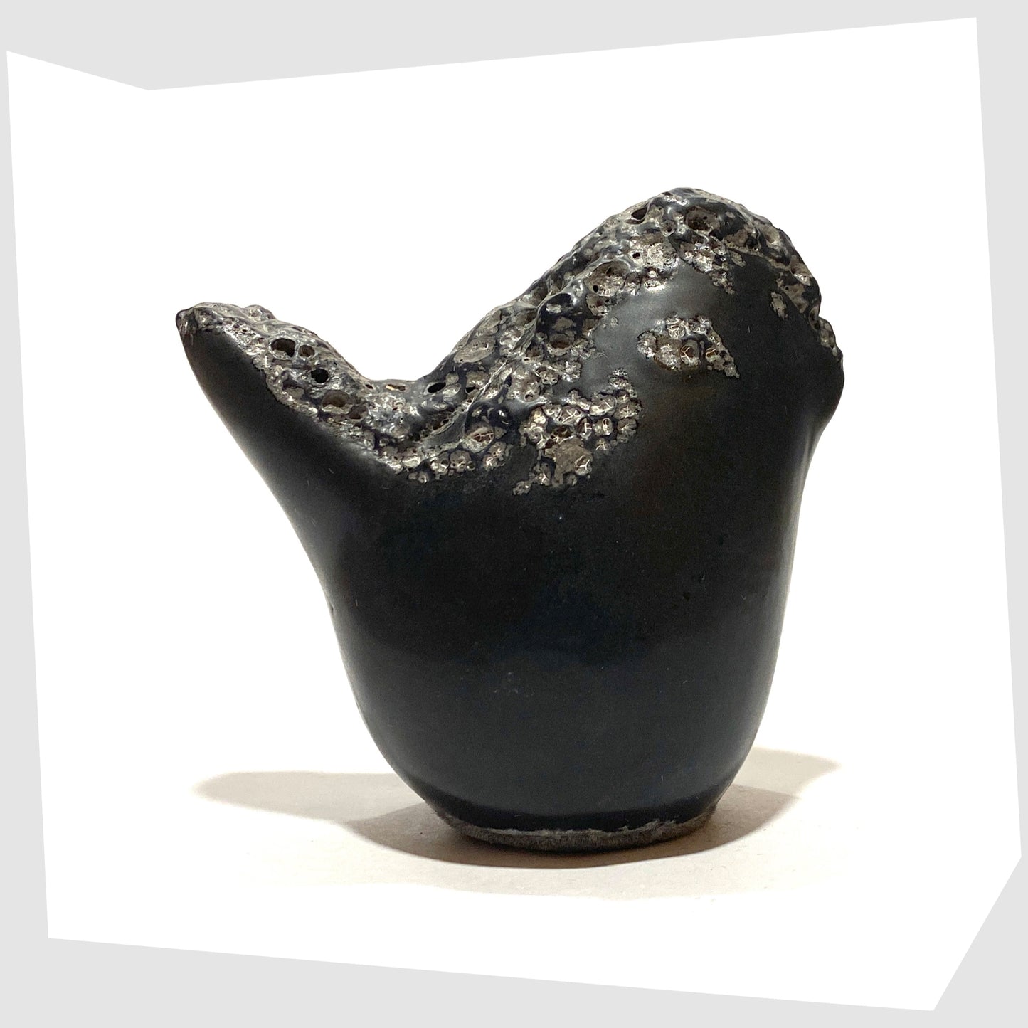 otto keramik ceramic bird sculpture in black glaze with deep fat lava