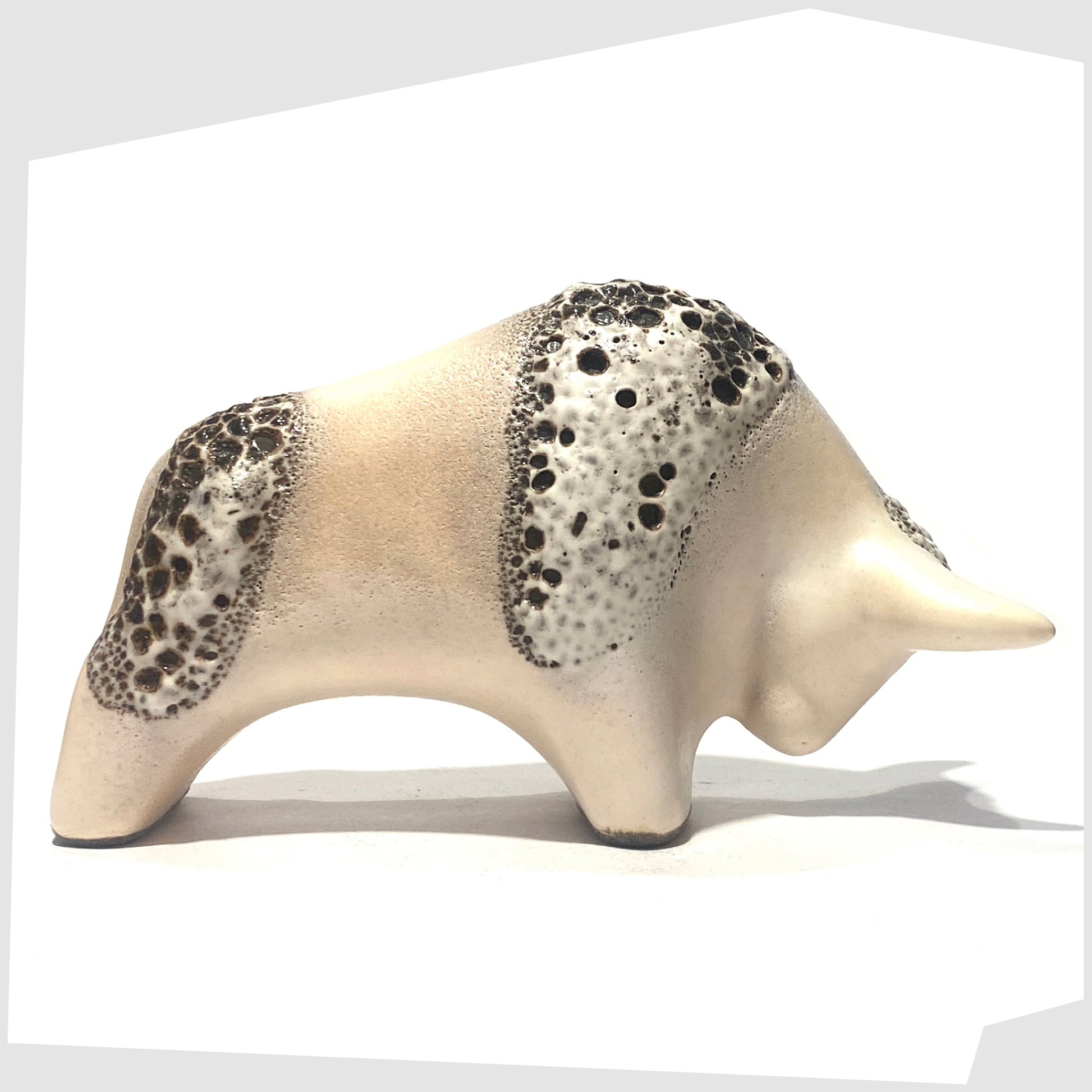 otto keramik bull made of matte glazed ceramic with brown  and white fat lava stripes