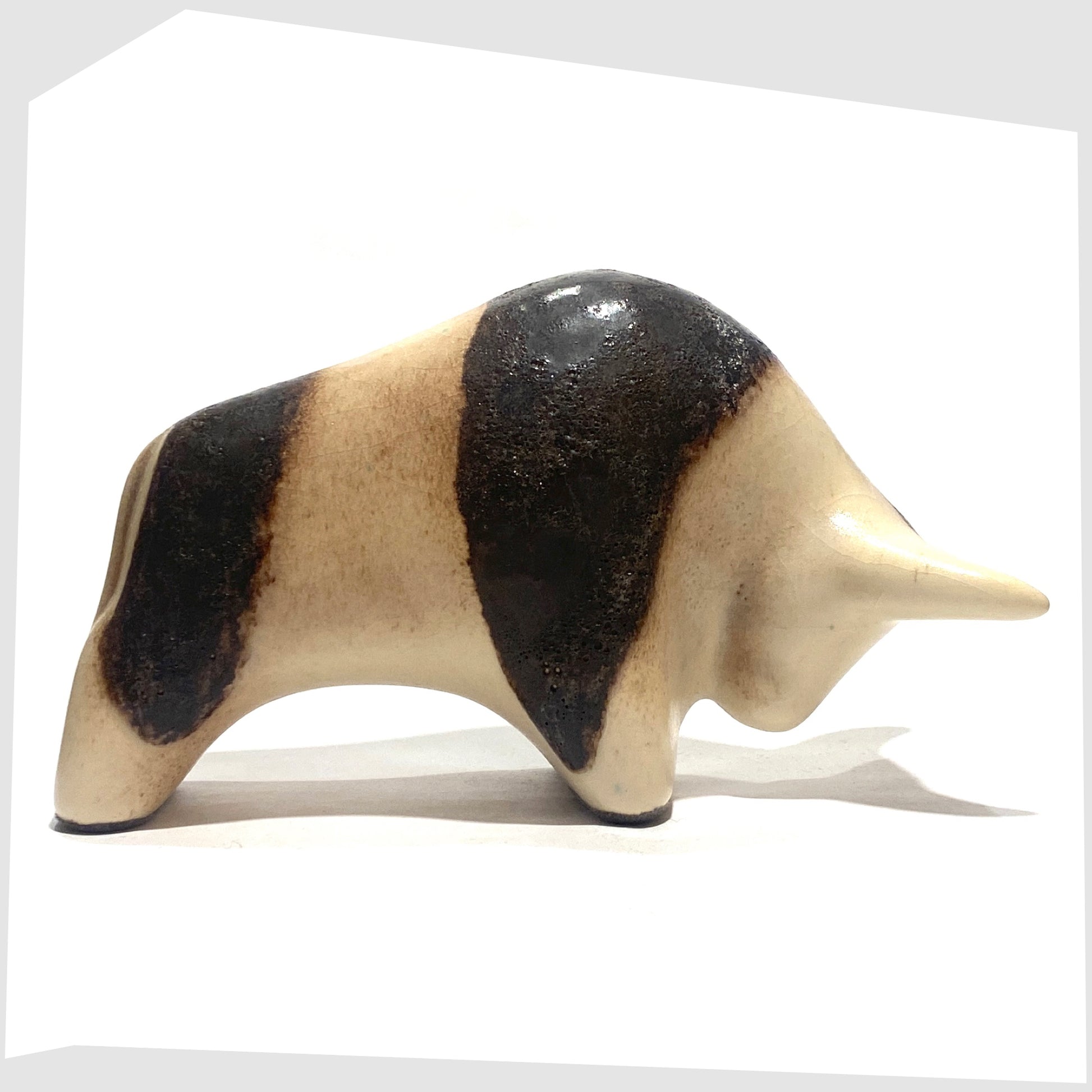 Otto Keramik Bull in beige glaze with bands of dark brown fat lava