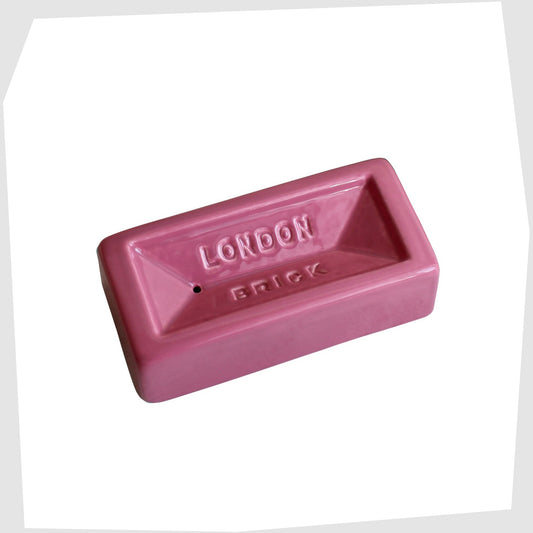 london-brick-soap-dish-in-vibrant-pink-glaze