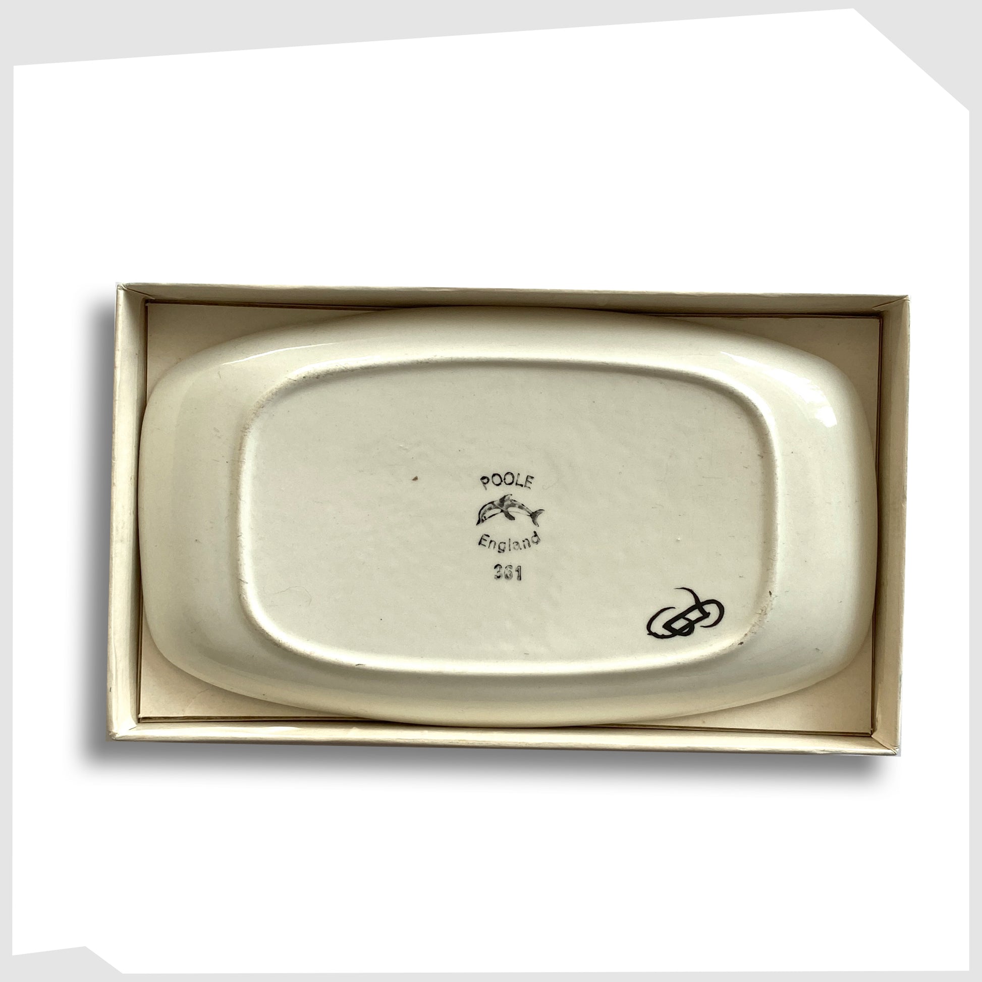 rear of the vintage Poole Pottery Delphis Dish, shape 361