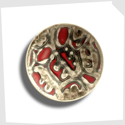 small Poole Pottery Delphis Pin Dish by Patricia Wells in rich red with lines of warm grey