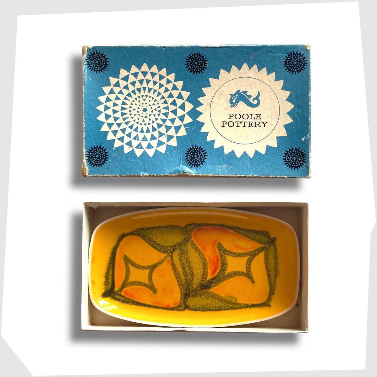 Poole Pottery Delphis Pin Dish, Shape 361, by Lynn Gregory in its original box, shown open on a white background