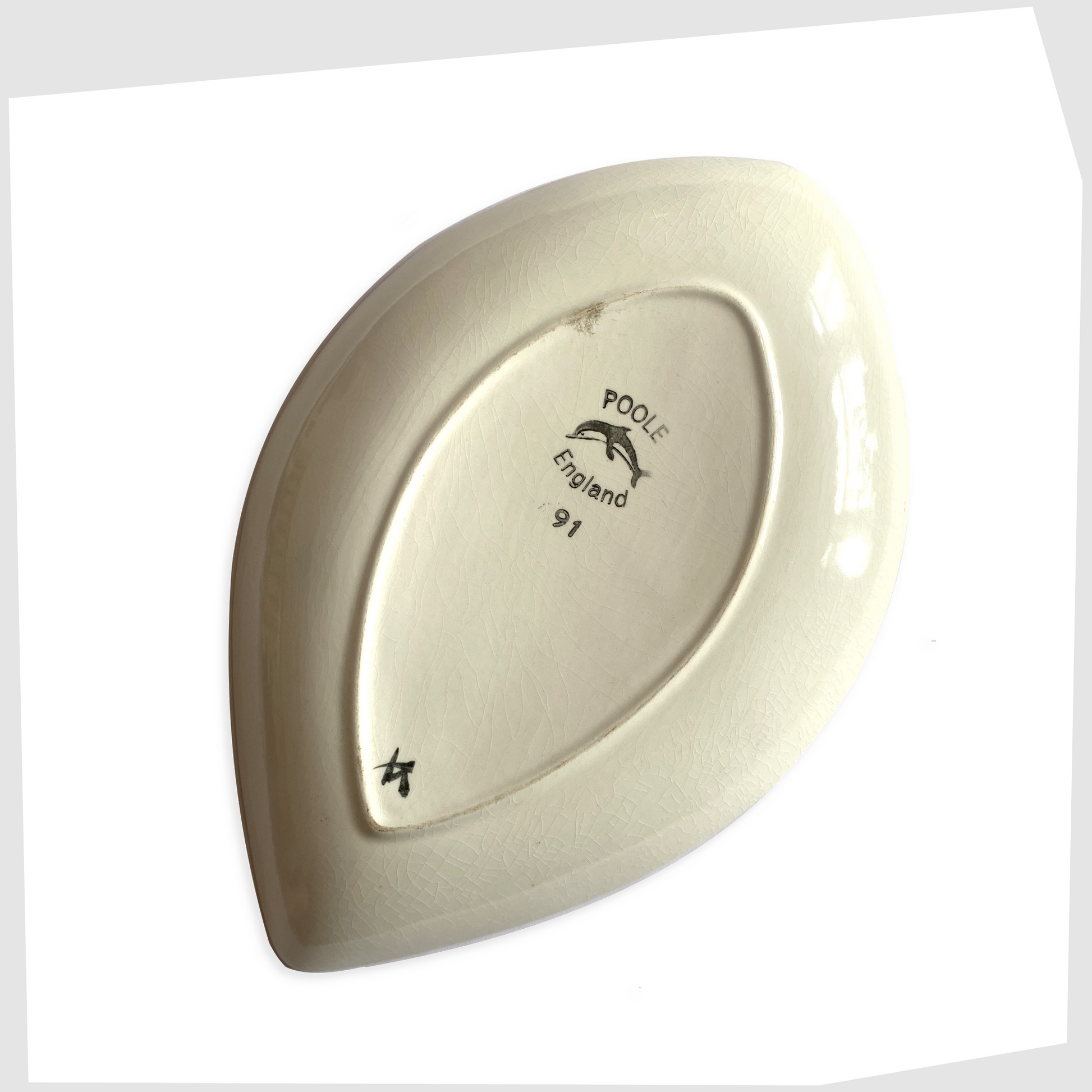 rear of the vintage Poole Pottery Delphis Teardrop Dish, shape 91