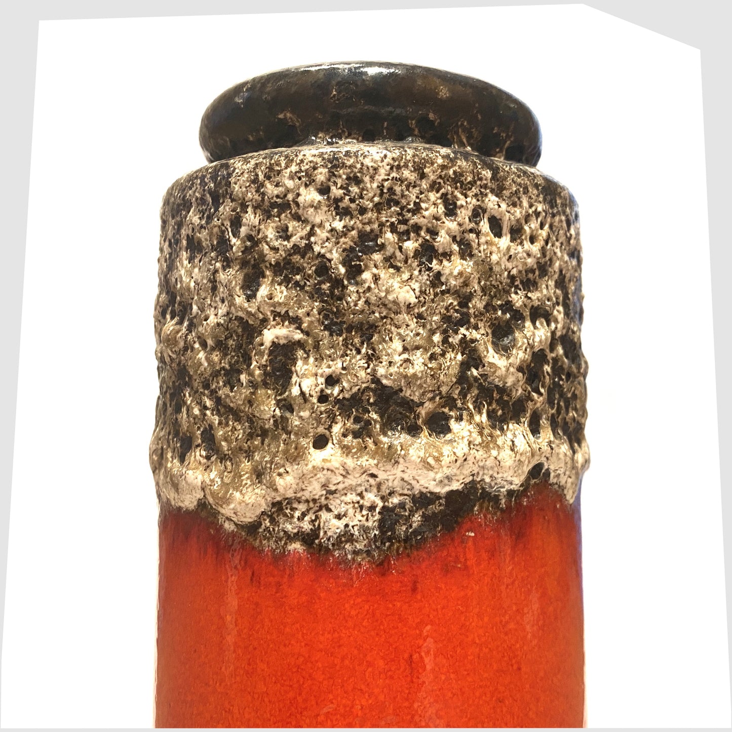 top of the scheurich keramik 206-26 vase in a deep fat lava glaze with central band of volcanic red