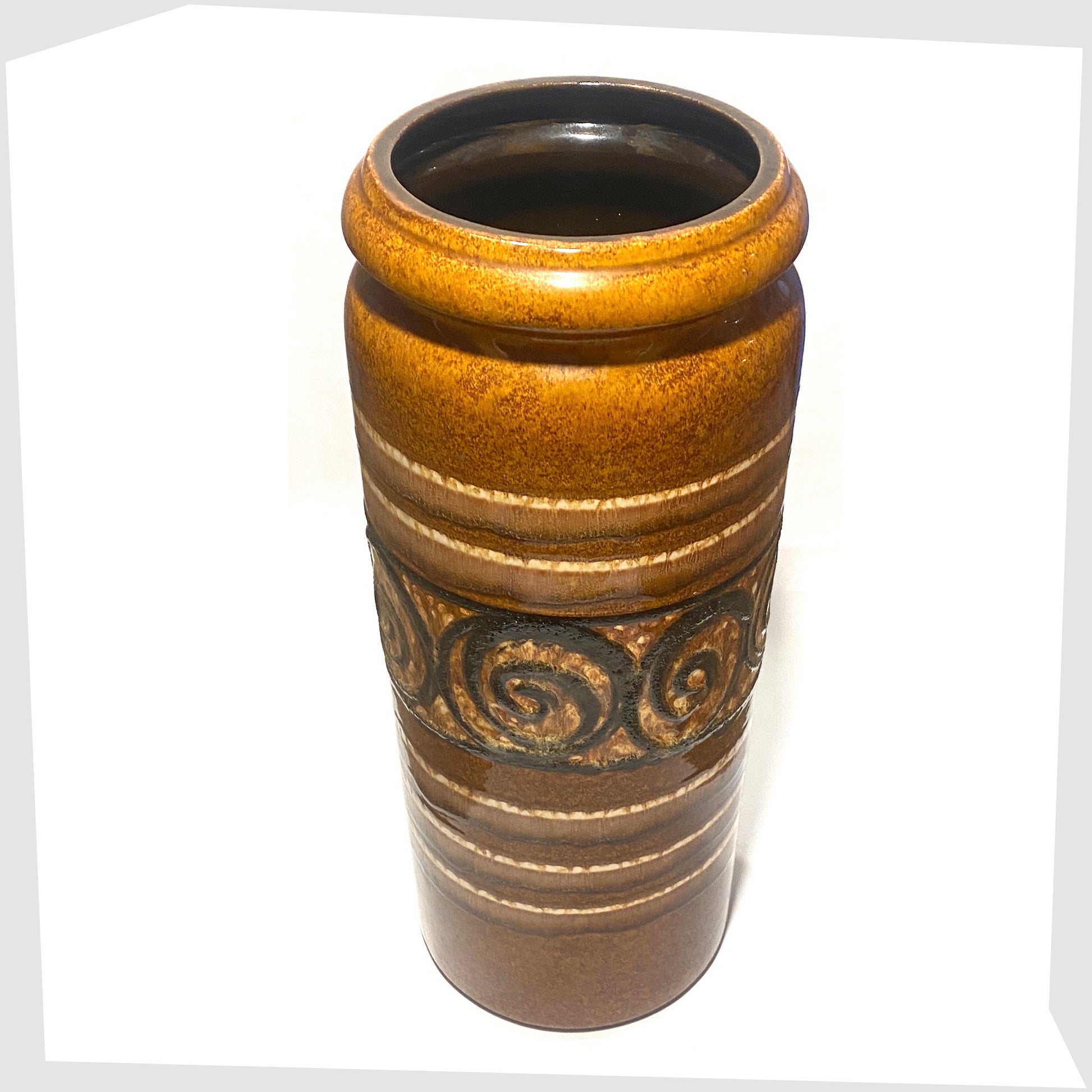 top rim of the Scheurich Keramik 217-42 floor vase in a honey and chestnut striped glaze with a central band of swirling at lava
