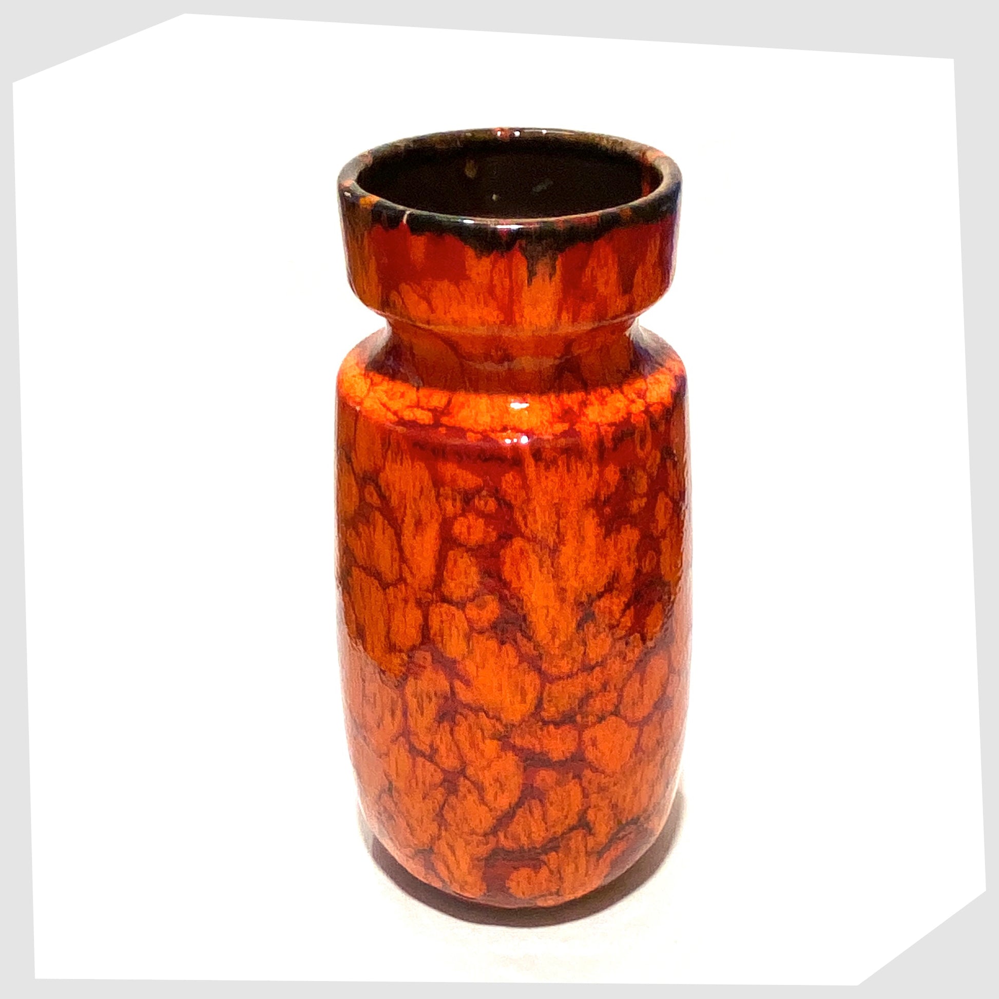 top rim of the Scheurich Keramik 242-22 Vase in a Orange and Red Fire glaze