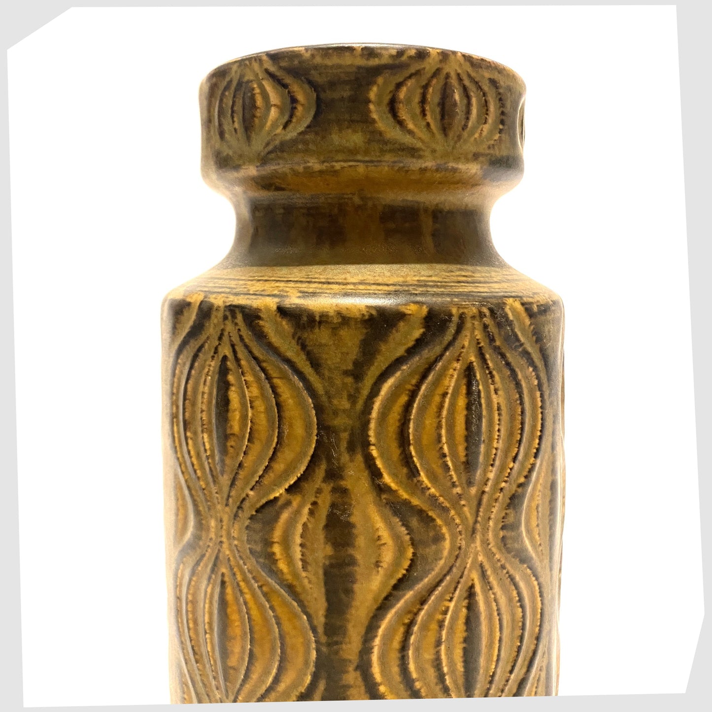 scheurich-keramik-285-18-vase-in-relief-textured-pattern-resemelling-onions-finished-in-a-mustard-yellow-glaze