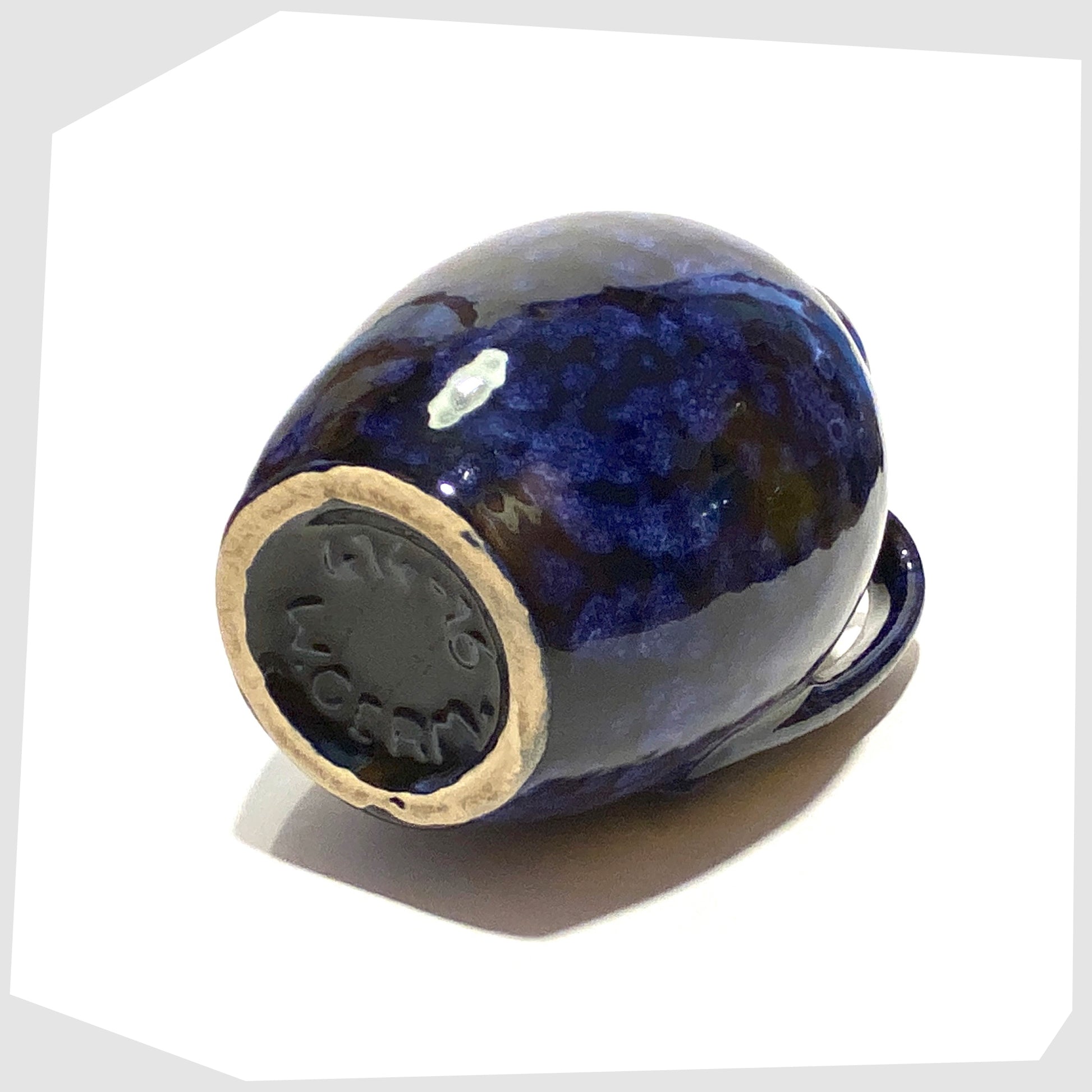 Base of the Scheurich Keramik 414-16 Vase in navy and blue mottled glaze